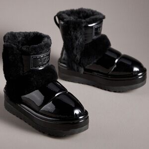UGG CLASSIC CLOUDPEAK BOOTS